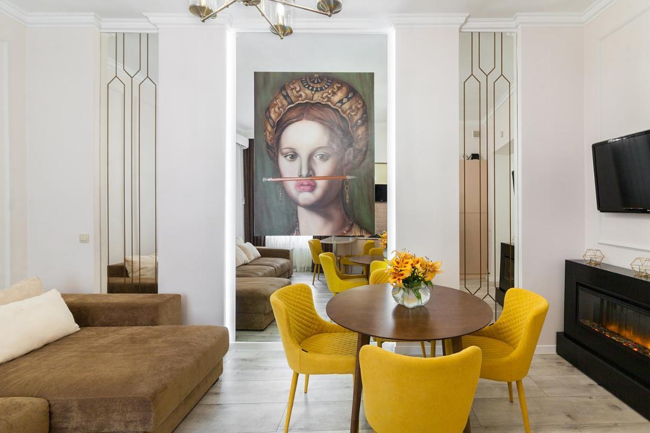 Avangard Deluxe Art Apart Lviv Dış mekan fotoğraf